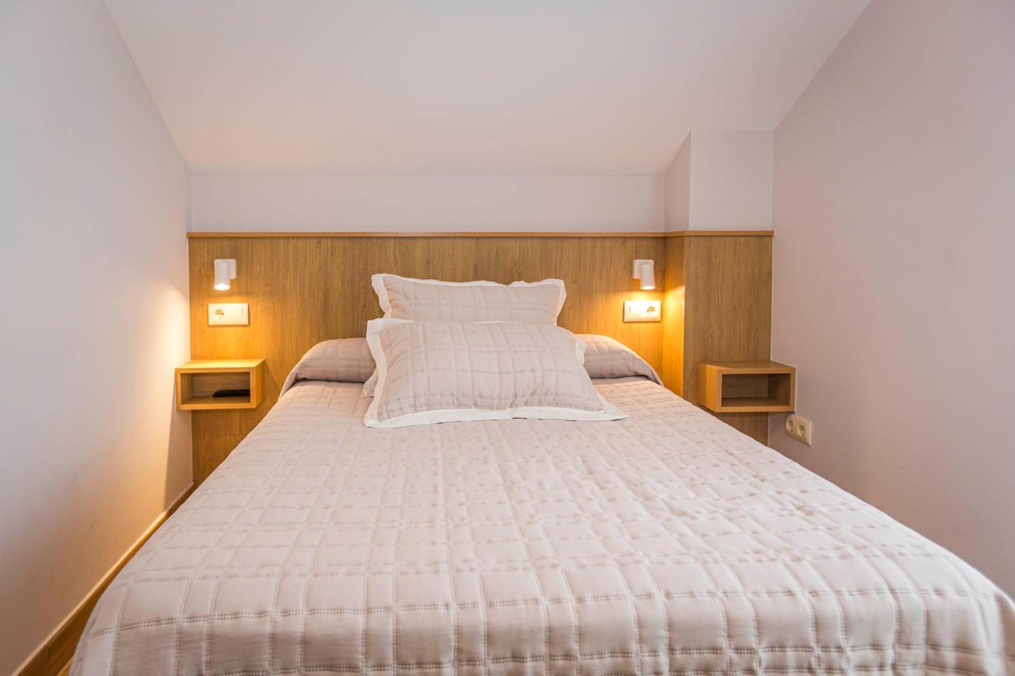 Mirador Do Faro Tourinan Apartment มูเซีย ภายนอก รูปภาพ